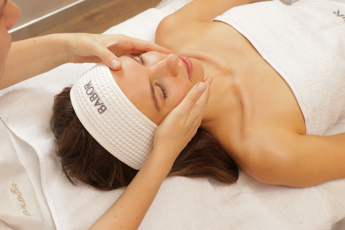 SKINOVAGE для проблемной и жирной кожи